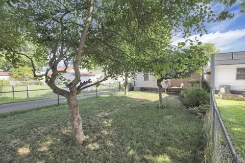 539 E Mound St, Circleville, OH 43113 photo 23