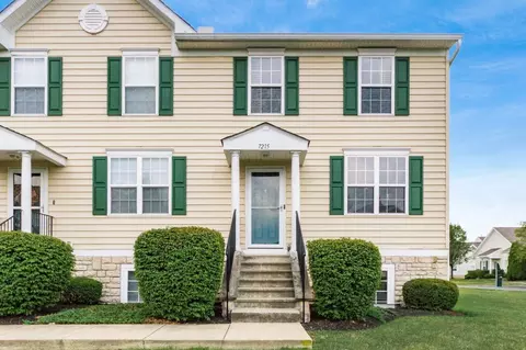 7215 Colonial Affair Dr #12, New Albany, OH 43054