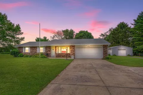 5017 Johnanne Dr, Groveport, OH 43125