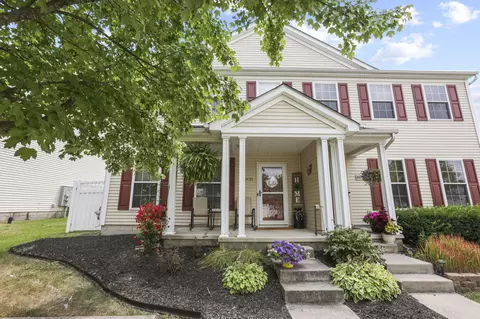 8015 Ashenden Dr, Blacklick, OH 43004