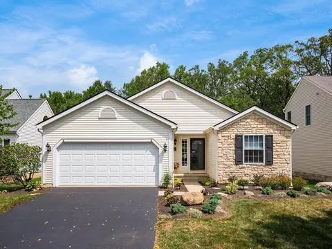 3488 Brook Spring Dr, Grove City, OH 43123