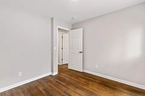 Bedroom - 1237 Simpson Dr, Columbus, OH 43227 photo 4 of 6