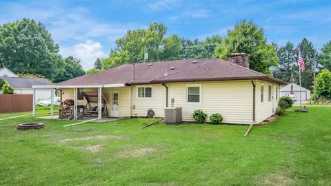 61 E Madison Dr NE, Newark, OH 43055 photo 24