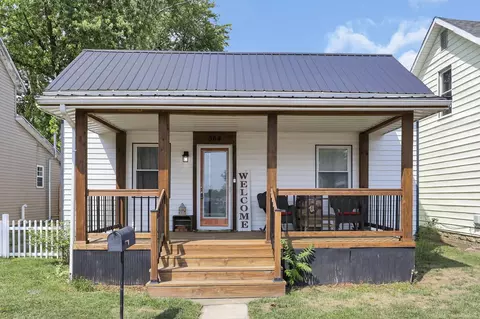 364 Walnut St, Circleville, OH 43113