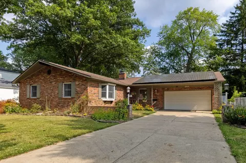 1864 S Tamarack Ct, Columbus, OH 43229