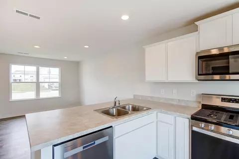 565 Hemingway Ave, Lithopolis, OH 43136 photo 11