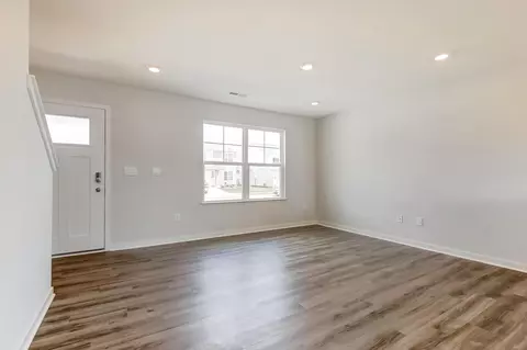 565 Hemingway Ave, Lithopolis, OH 43136 photo 5