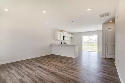565 Hemingway Ave, Lithopolis, OH 43136 photo 6