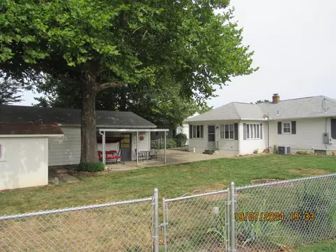 107 Parkview Ave, Circleville, OH 43113 photo 4