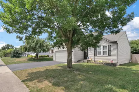 2105 Forestwind Dr, Grove City, OH 43123
