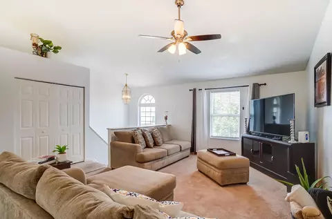 8780 Greylag Loop, Blacklick, OH 43004 photo 4