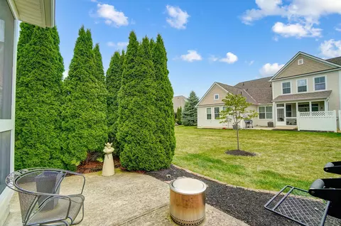 Exterior - 4618 Profile Ln, Hilliard, OH 43026 photo 6 of 15