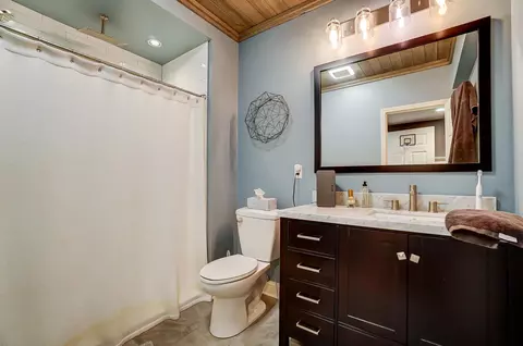 Bath - 4618 Profile Ln, Hilliard, OH 43026 photo 5 of 6