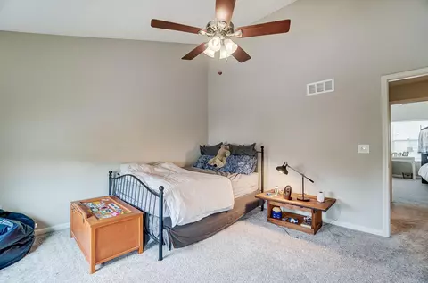 Bedroom - 4618 Profile Ln, Hilliard, OH 43026 photo 7 of 8