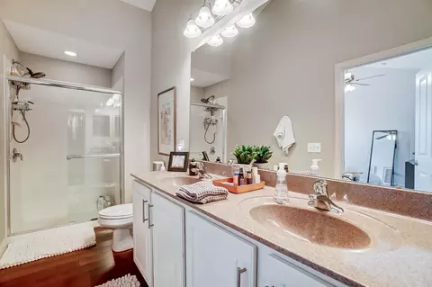 Bath - 4618 Profile Ln, Hilliard, OH 43026 photo 1 of 6
