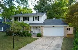 2877 N Lake Ct, Columbus, OH 43231