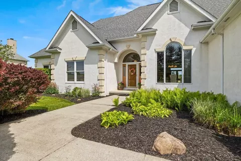 9454 Jug St Rd NW, Pataskala, OH 43062