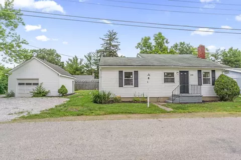4498 Floyd Dr, Columbus, OH 43232