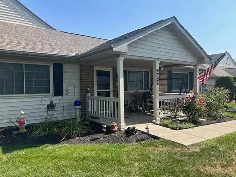 4024 Castel Dr, Groveport, OH 43125