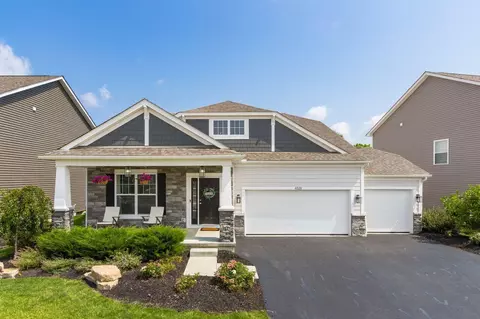 4526 Bluebird Dr, Powell, OH 43065