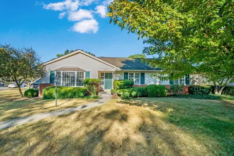 3071 Halesworth Rd, Columbus, OH 43221
