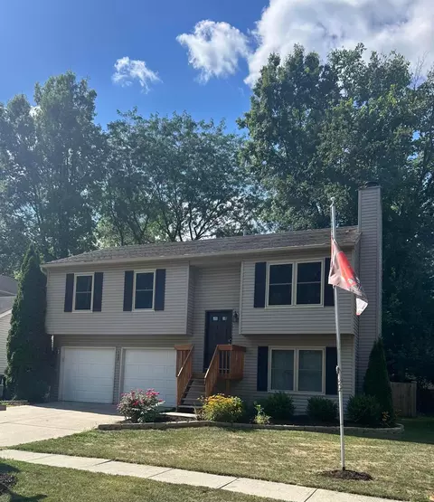 7889 Dolmen Dr, Blacklick, OH 43004