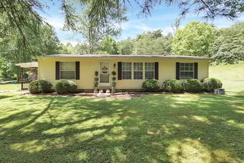 14521 Pleasant Valley Rd, Logan, OH 43138