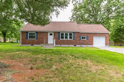 3945 Youngman Dr, Cincinnati, OH 45245