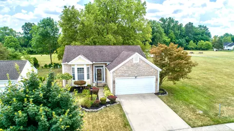 1587 Bendelow Dr, Columbus, OH 43228