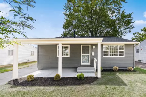 741 Maurine Dr, Columbus, OH 43228