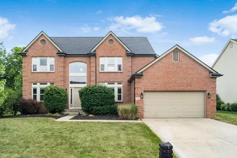 2805 Woods Cres, Grove City, OH 43123