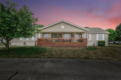 271 W Ridge Dr, South Bloomfield, OH 43103