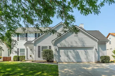 5904 Clipper Landing Dr, Columbus, OH 43228