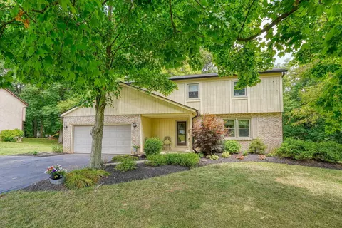 11282 Bridgeview Dr NW, Pickerington, OH 43147