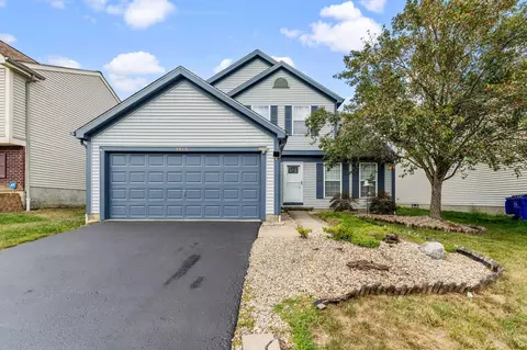 1948 Queens Meadow Ln, Grove City, OH 43123