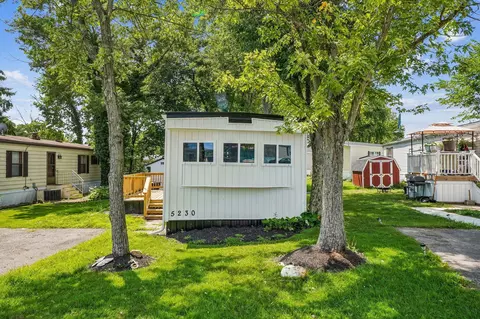 5230 Cypress Dr, Lewis Center, OH 43035
