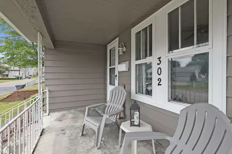 302 W Angle Ave, Logan, OH 43138 photo 3
