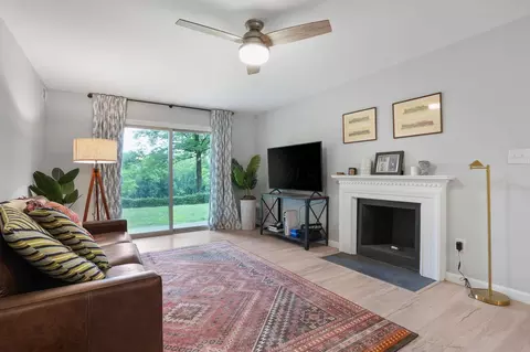 1326 Lake Shore Dr #167, Columbus, OH 43204
