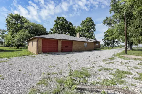 Exterior - 7708 State Route 56 E, Circleville, OH 43113 photo 5 of 20