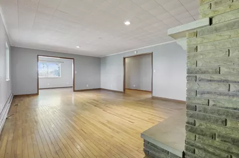 Living - 7708 State Route 56 E, Circleville, OH 43113 photo 7 of 9