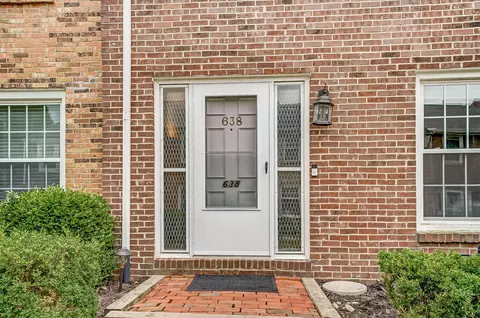 638 Pamlico St #Y6, Columbus, OH 43228