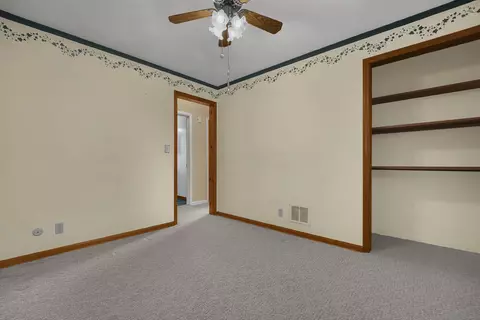 Bedroom - 1302 E Fair Ave, Lancaster, OH 43130 photo 1 of 6
