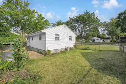 Exterior - 1302 E Fair Ave, Lancaster, OH 43130 photo 2 of 8