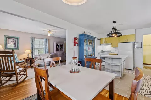 Dining - 313 E Monroe St, Baltimore, OH 43105 photo 3 of 3
