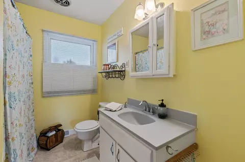 Bath - 313 E Monroe St, Baltimore, OH 43105 photo 2 of 2
