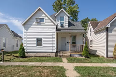 915 S North St, Washington Court House, OH 43160
