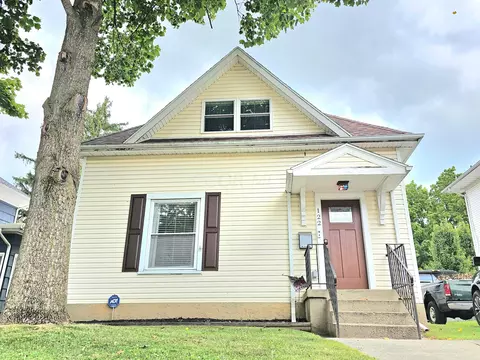 122 E 1st St, Springfield, OH 45504 photo 3
