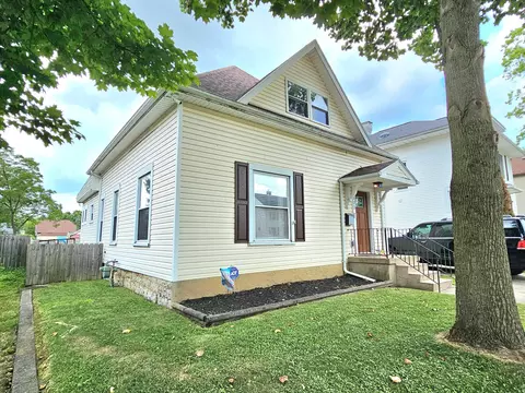 122 E 1st St, Springfield, OH 45504 photo 2