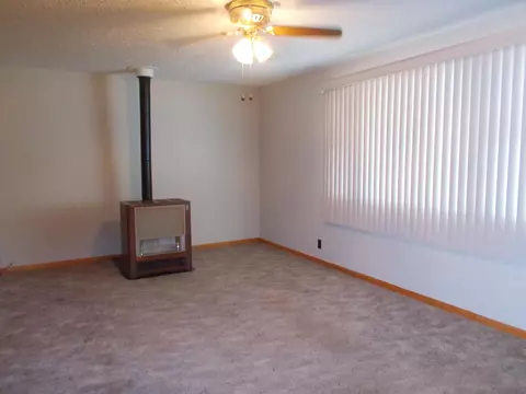 748 Robinson St, Marion, OH 43302 photo 18