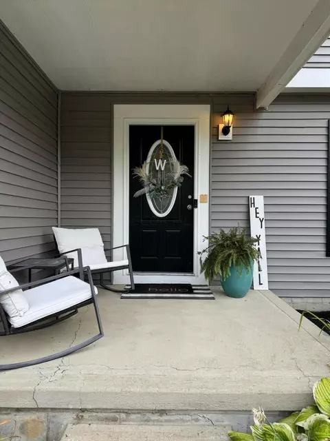 8692 Cadet Dr N, Galloway, OH 43119